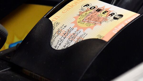 In den USA ist die höchste Jackpot-Summe in der Geschichte der Powerball-Lotterie gewonnen worden., © John G. Mabanglo/EPA/dpa