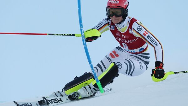 Erneut Vierte im Slalom: Lena Dürr., © Alessandro Trovati/AP/dpa