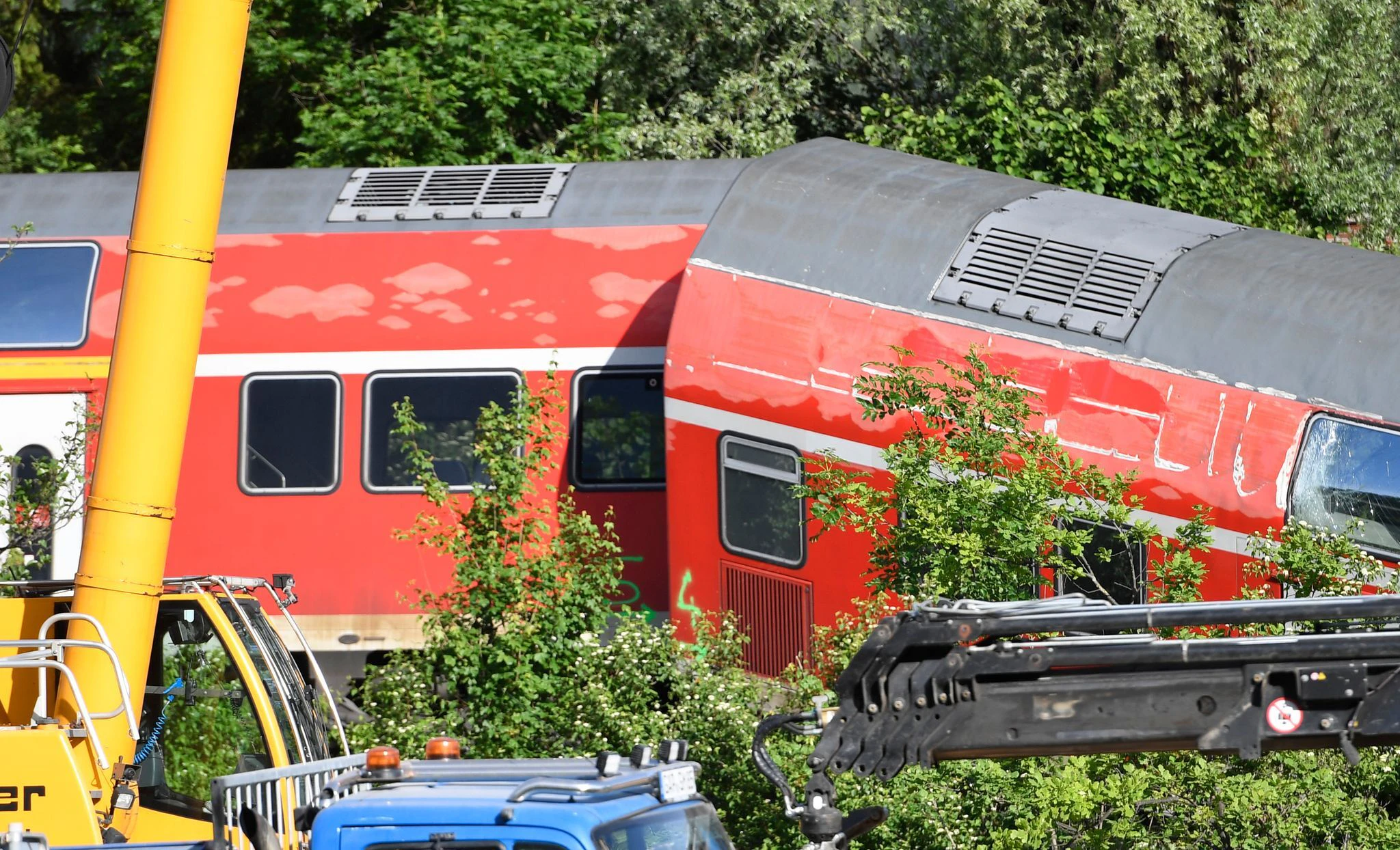 Zwei Bahnmitarbeiter sollen nach dem tödlichen Zugunglück von Garmisch vor Gericht. (Archivfoto) — © Uwe Lein/dpa